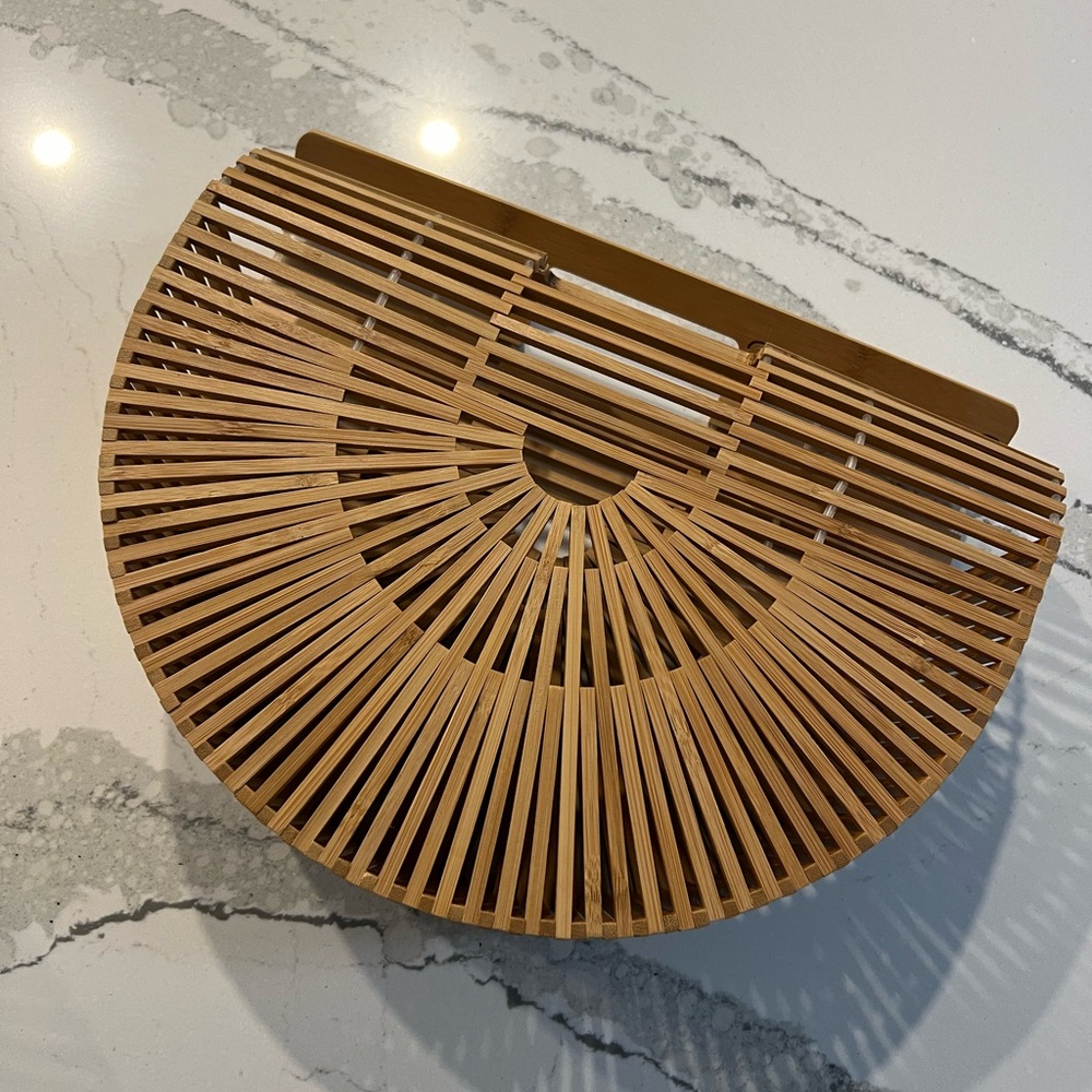 Natural Bamboo Half-Moon Bag – Sculptural Wooden Handbag